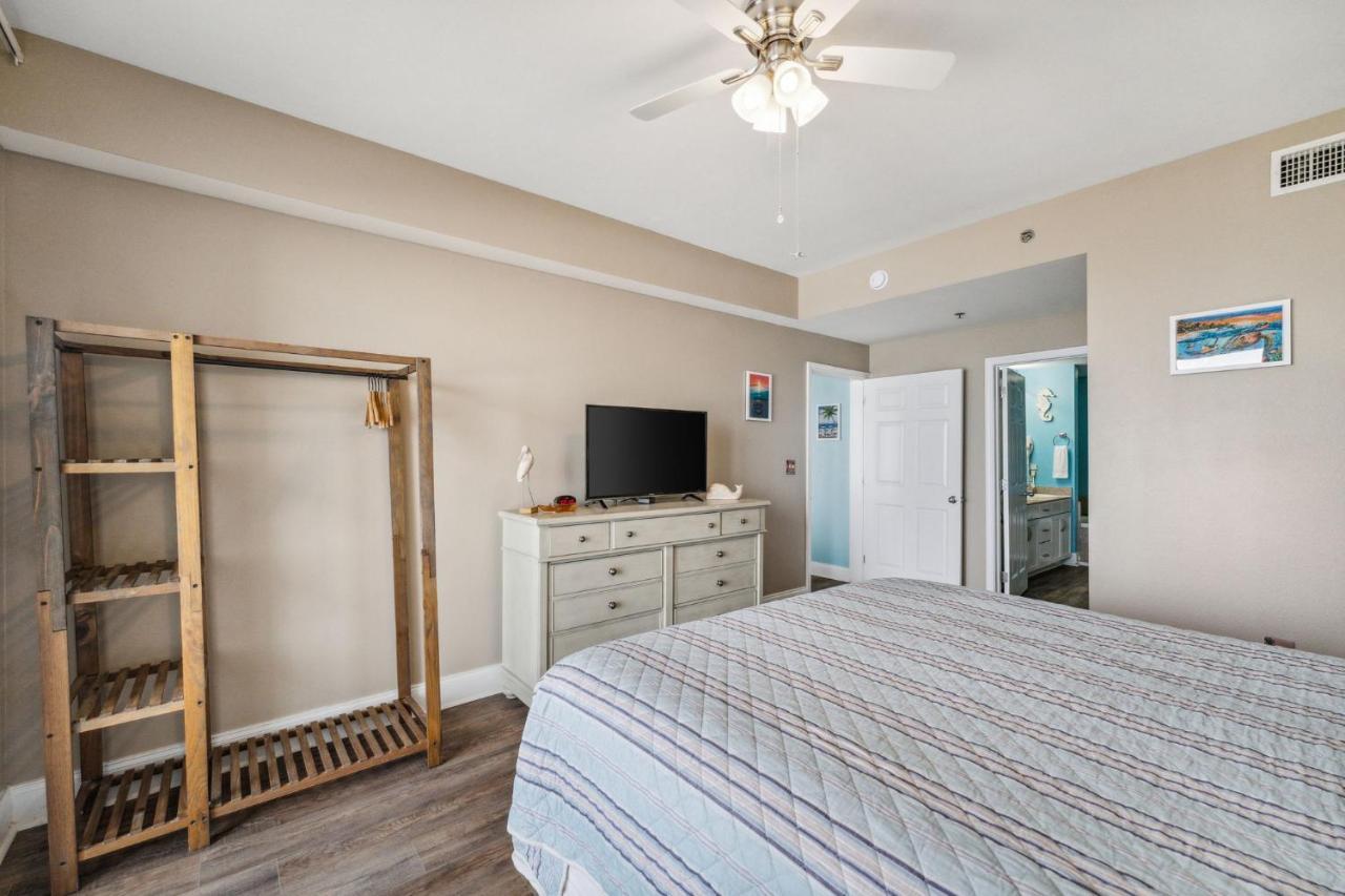 Holiday home Sea-renity At Laketown Wharf #1607 By Nautical *