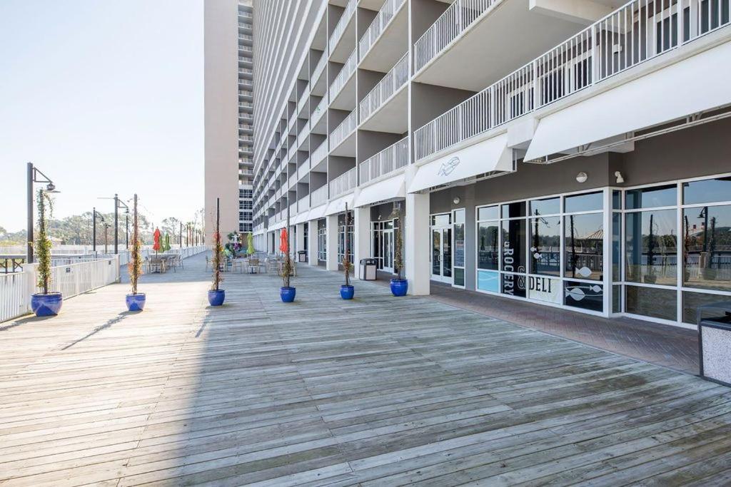 Sea-renity At Laketown Wharf #1607 By Nautical Holiday home Panama City Beach